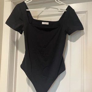 Babaton Contour Squareneck Shortsleeve Bodysuit - Black